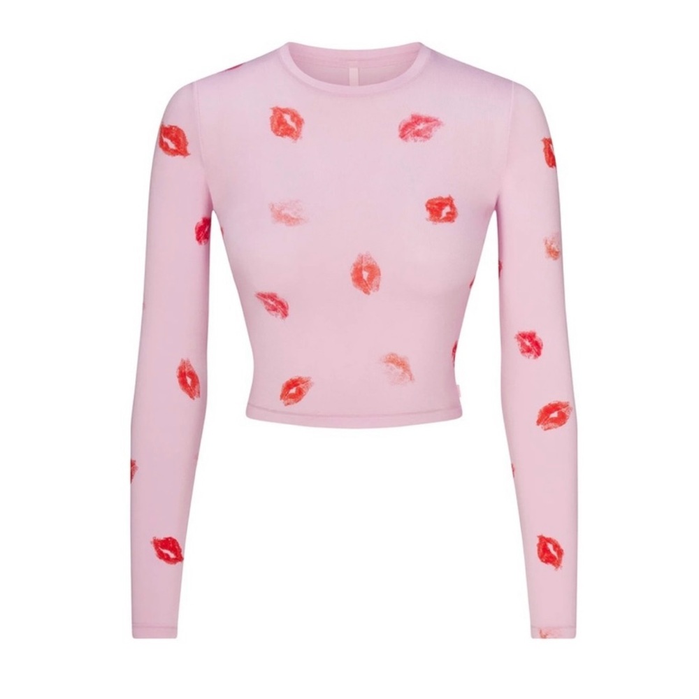 SKIMS VALENTINES SHOP Cropped Long Sleeve Cherry Blossom Lipstick Print